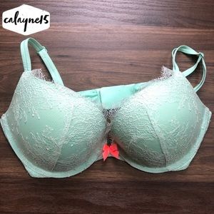 VS: Very Sexy Push Up Bra